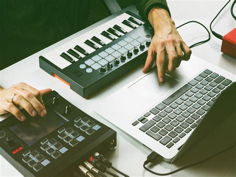 What Can You Do With a Music Technology Degree: A Multi-Faceted Journey